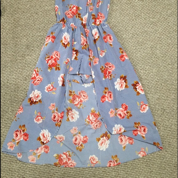 Shorts jumpsuit with a train - Picture 1 of 3